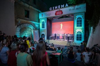«Фантомас» жив! На Ланжероновском спуске прошел показ знаменитой картины Луи Фейада