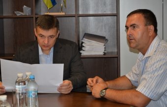 В южных районах Одессы продолжается ремонт канализации
