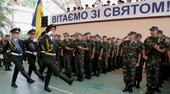 Курсанты принимают присягу 