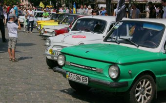 В Одессе прошел парад ретро автомобилей (фото)