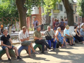 Геннадий Труханов: «Всесторонняя забота о подрастающем поколении – первостепенная задача власти»