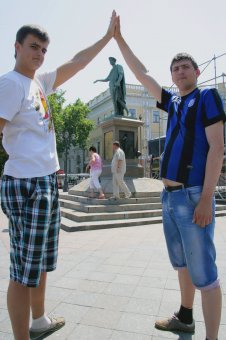 Высокие люди собрались в Одессе (фото)