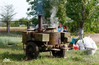 Епископ Аркадий благословил казачество