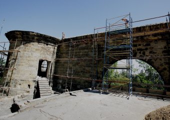 В парке Шевченко реставрируют бывший городской карантин