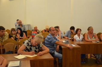 Геннадий Труханов провел встречу в мэрии с представителями ЕвроМайдана (фото)