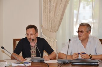 Геннадий Труханов провел встречу в мэрии с представителями ЕвроМайдана (фото)