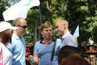 Битва Титанов состоялась (фото)