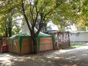 Одесситы борются против МАФов, расположенных у школ и детсадов