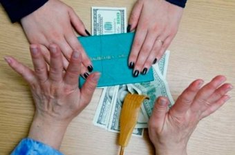 При поступлении в учебные заведения искоренена коррупция?