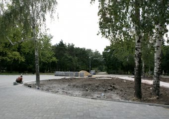 Благоустройство парка Победы завершится ко Дню города (фото)