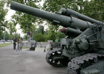 Благоустройство парка Победы завершится ко Дню города (фото)
