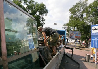 Еще три МАФа лишились прописки на Привокзальной площади (фото)