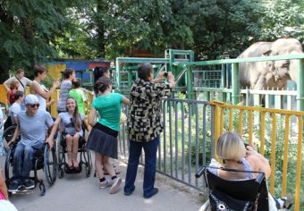Дети-переселенцы из восточной Украины и АР Крым посетили Одесский зоопарк
