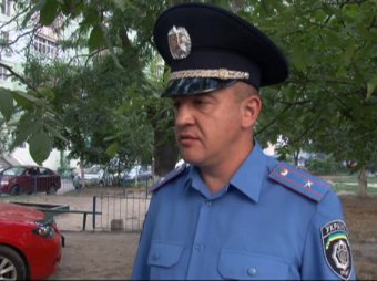 В Одессе домушник захватил заложницу (видео)