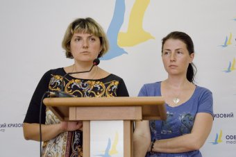 Волонтеры просят помощи у силовиков