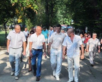 Генеральное задание Геннадия Труханова арендаторам Дюковского парка (фото)