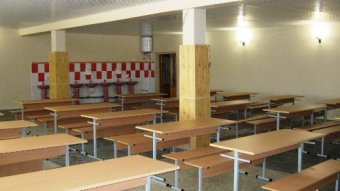 Одесские власти отчитываются о ходе ремонта пищеблоков школ и детсадов Суворовского района (фото)
