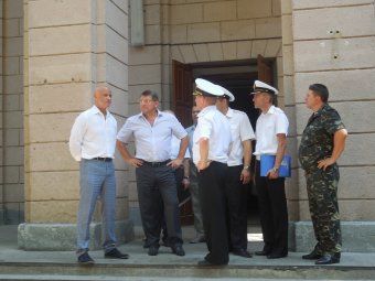 Геннадий Труханов проинспектировал новое здание Военно-морского лицея