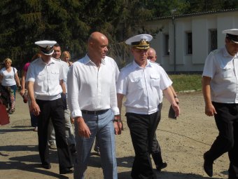 Геннадий Труханов проинспектировал новое здание Военно-морского лицея