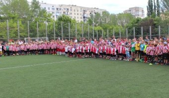 В Суворовском районе стартовали соревнования по футболу среди детских команд