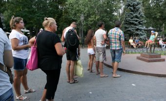 В Одессе очередь… у стула (фото)