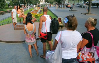 В Одессе очередь… у стула (фото)