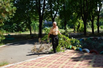 Субботник в Одесской спец.школе-интернате №93