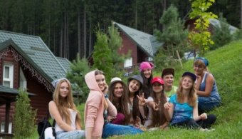 Для талантливых школьников Одессы организован отдых в Карпатах