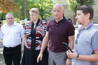 Для одесских школьников на Слободке строят новый стадион