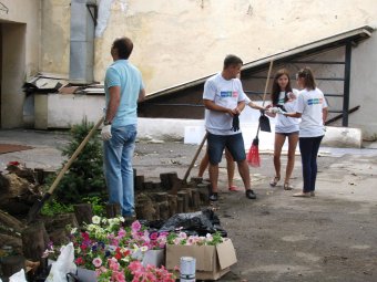 Члены Команды развития Одессы завершили работы по благоустройству территории  одесской школы №75 (фото)