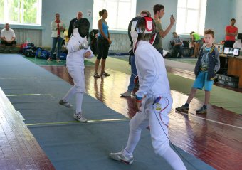 В Одессе проходят соревнования по фехтованию (фото)