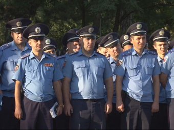 На охрану общественного порядка вышли почти 2,5 тысячи правоохранителей