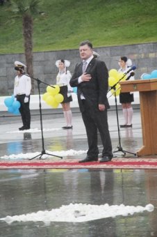 Петр Порошенко в Одессе: Многие у нас говорят на русском. Но думают здесь на нем иначе, чем в России (фото)
