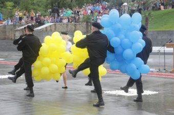 Петр Порошенко в Одессе: Многие у нас говорят на русском. Но думают здесь на нем иначе, чем в России (фото)