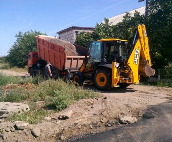 В Одессе на поселке Шевченко продолжается капремонт дорожного покрытия (фото)