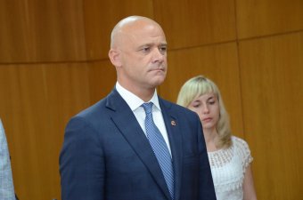 Геннадий Труханов поздравил ветеранов с годовщиной освобождения Одесской области