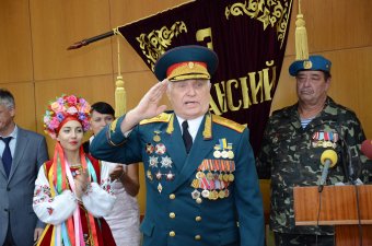 Геннадий Труханов поздравил ветеранов с годовщиной освобождения Одесской области