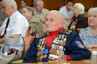 Геннадий Труханов поздравил ветеранов с годовщиной освобождения Одесской области