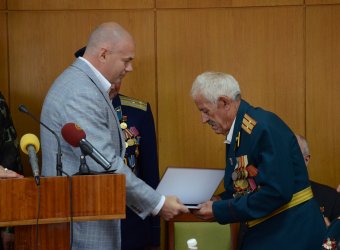 Геннадий Труханов поздравил ветеранов с годовщиной освобождения Одесской области