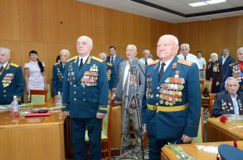 Геннадий Труханов поздравил ветеранов с годовщиной освобождения Одесской области