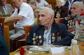 Геннадий Труханов поздравил ветеранов с годовщиной освобождения Одесской области
