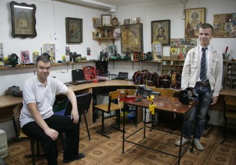 В Одессе открыты учебно-производственные мастерские для инвалидной молодежи (фото)