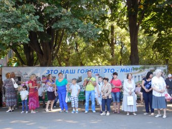 Ко Дню города в парке Горького открылась обновлённая аллея