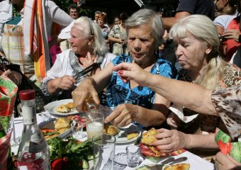 В знаменитом одесском дворике прошла свадьба (фото)