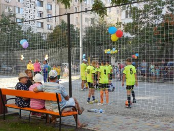 «Одесский двор»: Благоустроена детская площадка на Ак. Королёва
