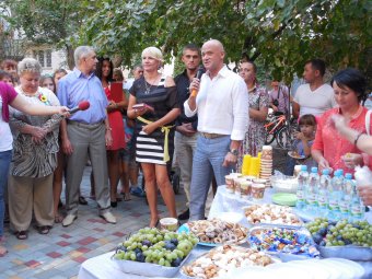 «Одесский двор»: Благоустроена детская площадка на Ак. Королёва