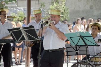 Геннадий Труханов открыл Лунный парк после реконструкции