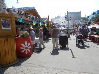 В Одессе развернулись народные гуляния