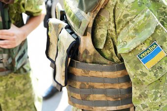 Игорь Палица купил для бойцов тербатальона бронежилеты и обещает зарплату в 5 тысяч гривен