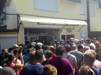 Промтоварный рынок «7-й километр» считает обыск администрации предприятия незаконным (фото, видео)
